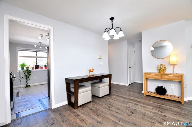 234 Skyview Drive 234, Cromwell, CT 06416