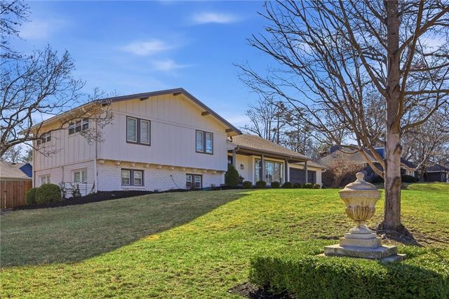 1901 W 70th Street, Mission Hills, KS 66208