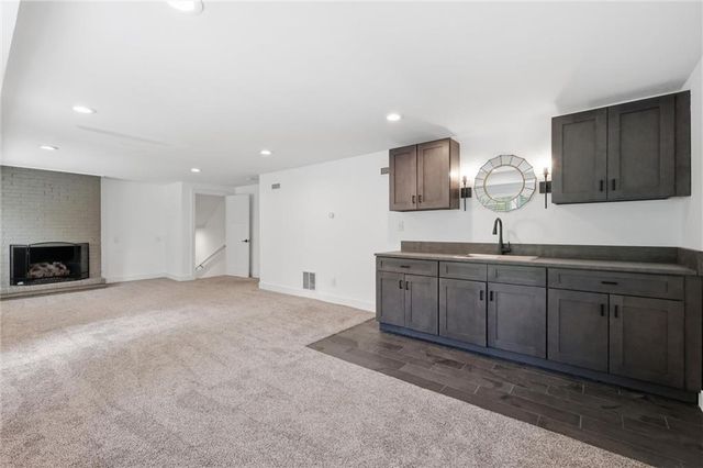 1901 W 70th Street, Mission Hills, KS 66208