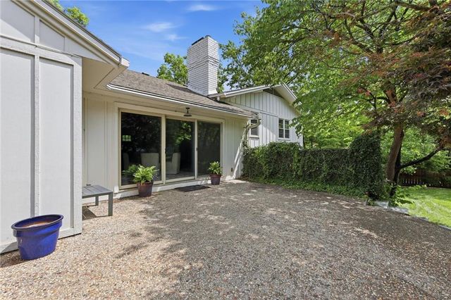 1901 W 70th Street, Mission Hills, KS 66208