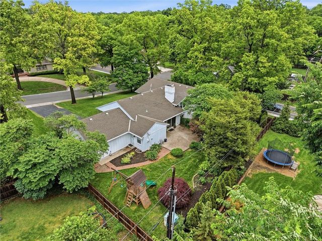 1901 W 70th Street, Mission Hills, KS 66208