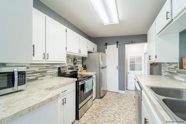 3117 DOUGLAS ST, Cheyenne, WY 82009