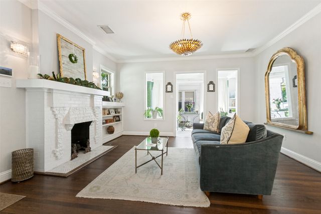 5834 Monticello Avenue, Dallas, TX 75206