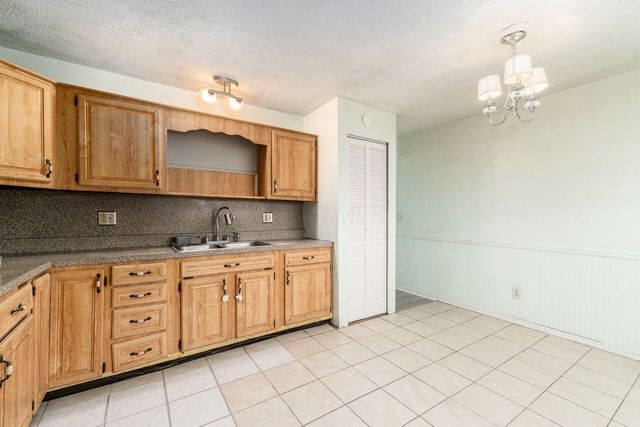 5185 Rutledge Drive S, Columbus, OH 43232