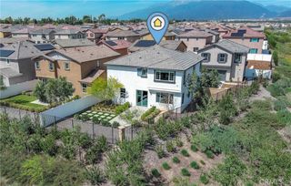 2435 Gunner Ridge Way, Rialto, CA 92377