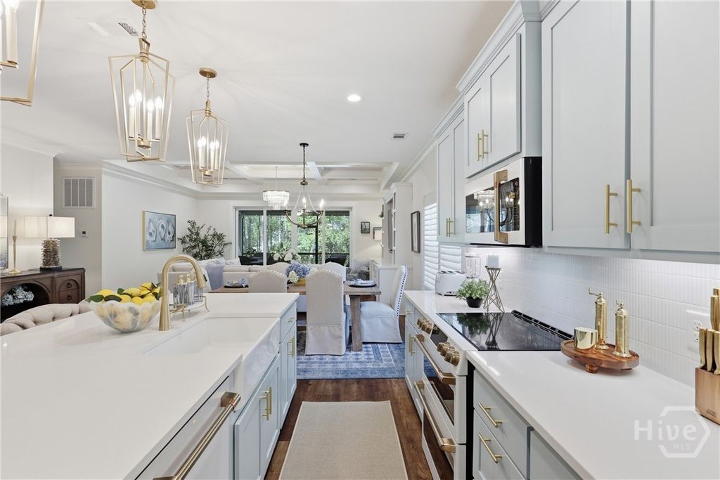 Image 15 of property listing at 586 Enclave Drive, Richmond Hill, GA 31324