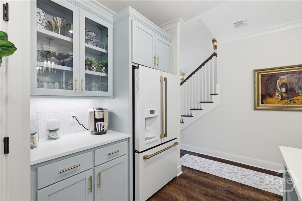 Image 16 of property listing at 586 Enclave Drive, Richmond Hill, GA 31324