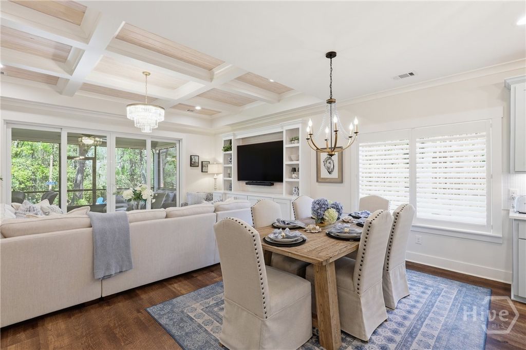 Image 17 of property listing at 586 Enclave Drive, Richmond Hill, GA 31324