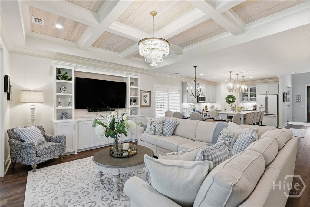 Image 20 of property listing at 586 Enclave Drive, Richmond Hill, GA 31324