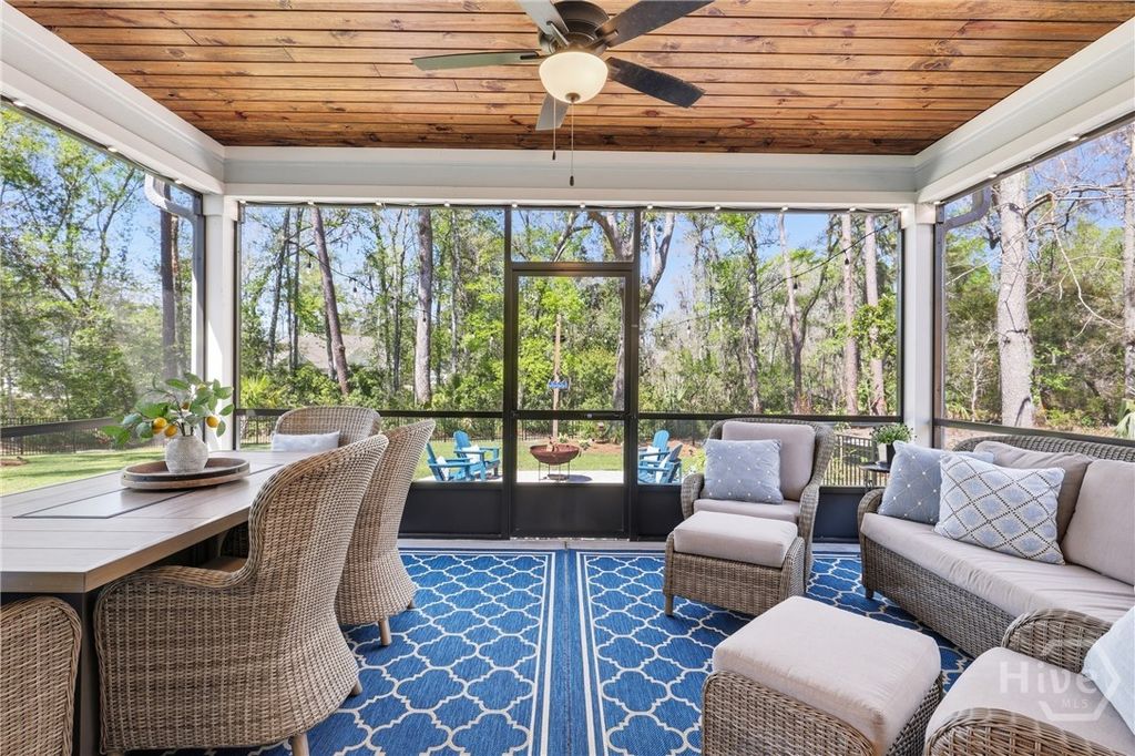 Image 41 of property listing at 586 Enclave Drive, Richmond Hill, GA 31324