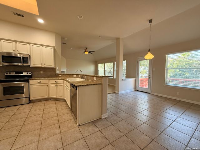 20807 Las Lomas, San Antonio, TX 78258