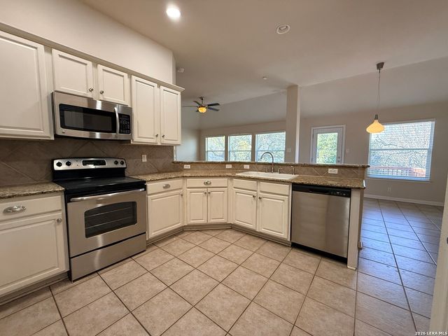 20807 Las Lomas, San Antonio, TX 78258