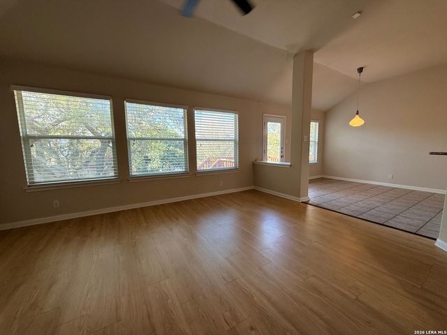 20807 Las Lomas, San Antonio, TX 78258