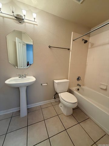 20807 Las Lomas, San Antonio, TX 78258