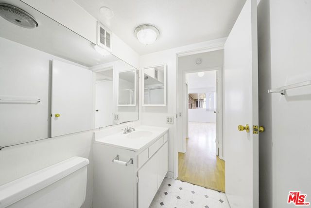 421 S La Fayette Park Place 711, Los Angeles, CA 90057