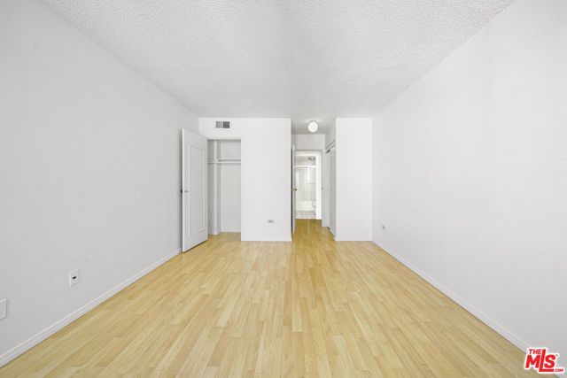 421 S La Fayette Park Place 711, Los Angeles, CA 90057