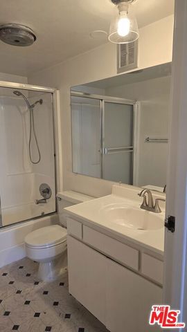 421 S La Fayette Park Place 711, Los Angeles, CA 90057