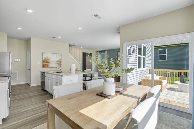 113 MEADOW RIDGE WAY, Staunton, VA 24401