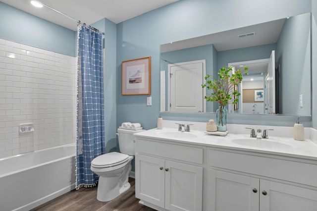 113 MEADOW RIDGE WAY, Staunton, VA 24401