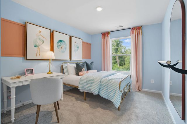 113 MEADOW RIDGE WAY, Staunton, VA 24401