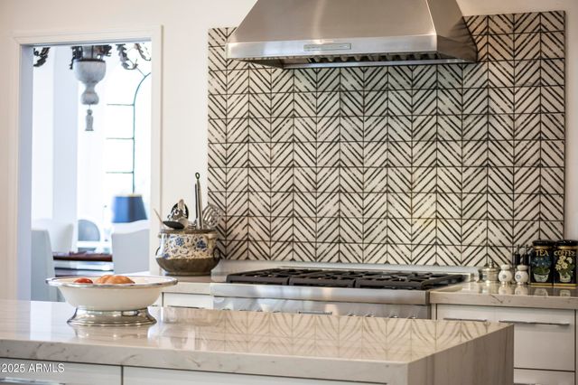 5532 E SANNA Street, Paradise Valley, AZ 85253