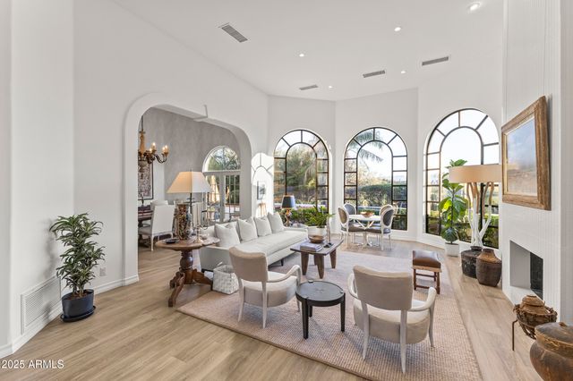 5532 E SANNA Street, Paradise Valley, AZ 85253