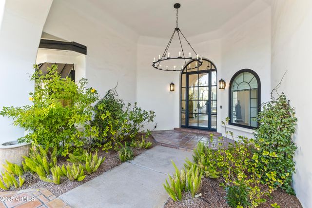 5532 E SANNA Street, Paradise Valley, AZ 85253