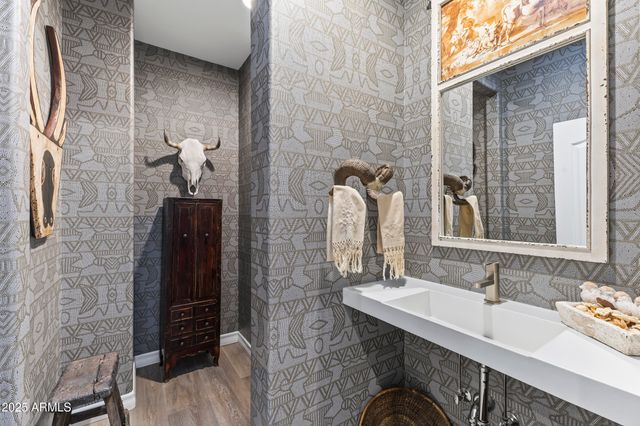 5532 E SANNA Street, Paradise Valley, AZ 85253