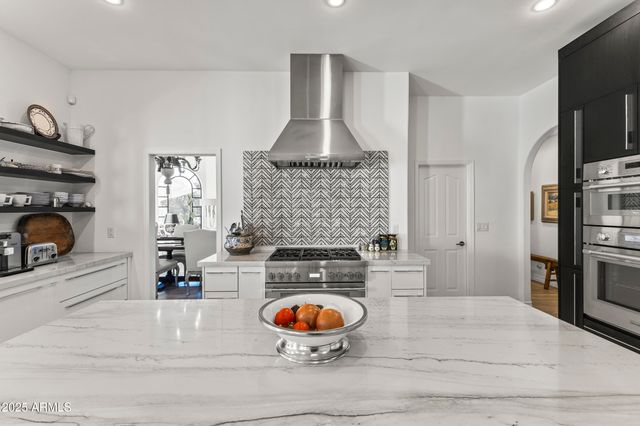 5532 E SANNA Street, Paradise Valley, AZ 85253