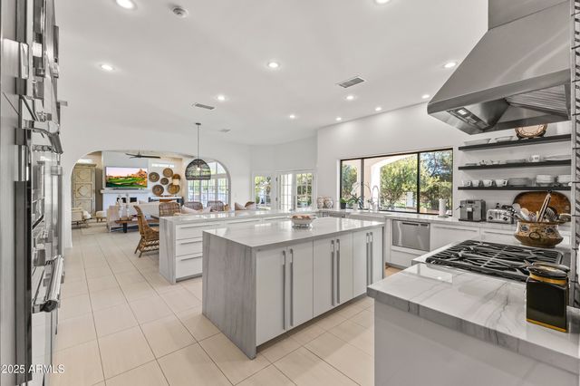 5532 E SANNA Street, Paradise Valley, AZ 85253