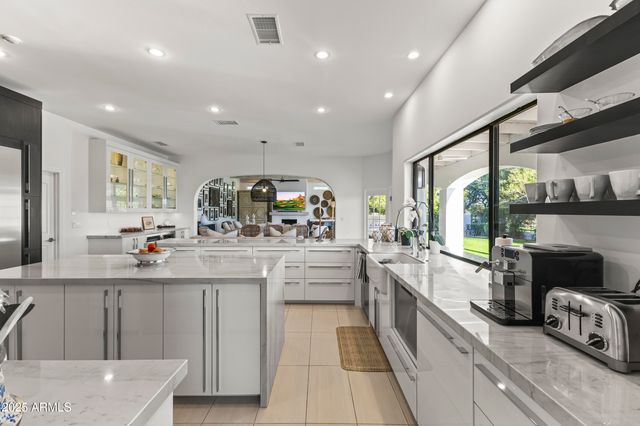 5532 E SANNA Street, Paradise Valley, AZ 85253