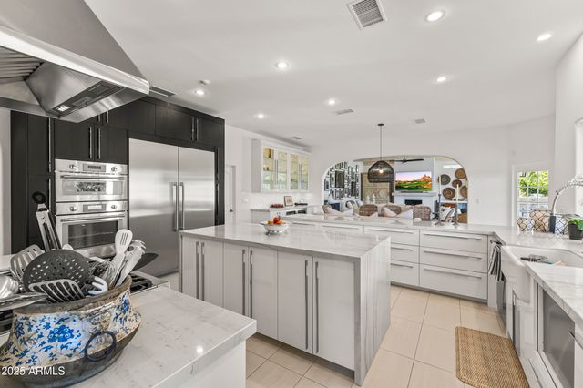 5532 E SANNA Street, Paradise Valley, AZ 85253