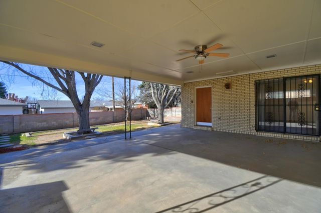 2729 Chama Street NE, Albuquerque, NM 87110