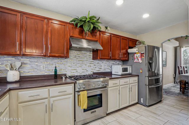 14256 FIREWOOD Drive, El Paso, TX 79938