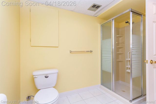 1256 Autumn Drive, Troy, MI 48098