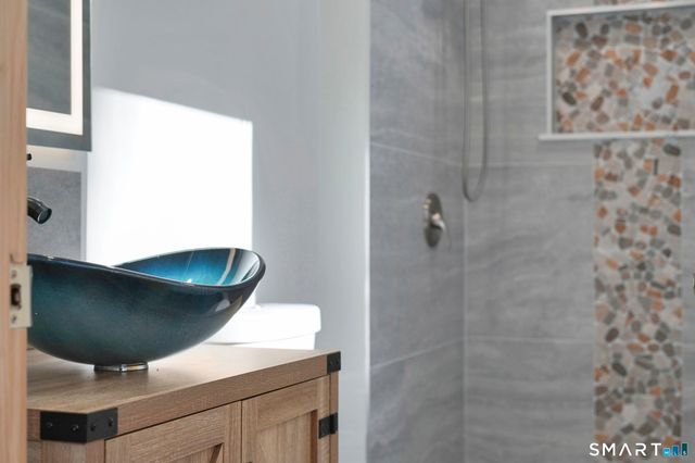 50 Buff Cap Road, Ellington, CT 06029