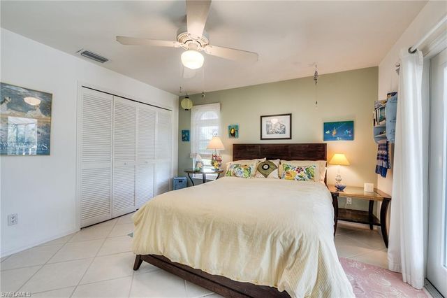 3025 Turtle Gait LN, Sanibel, FL 33957