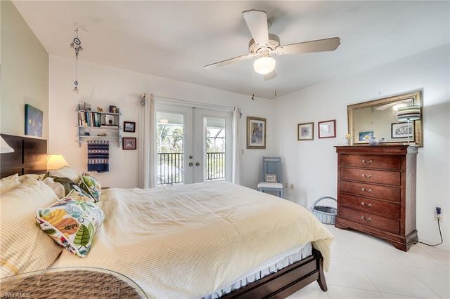 3025 Turtle Gait LN, Sanibel, FL 33957