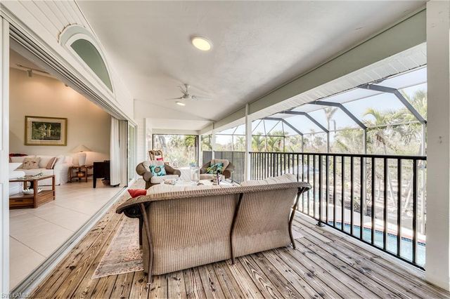 3025 Turtle Gait LN, Sanibel, FL 33957