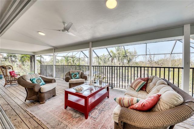 3025 Turtle Gait LN, Sanibel, FL 33957