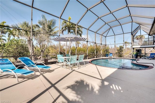 3025 Turtle Gait LN, Sanibel, FL 33957