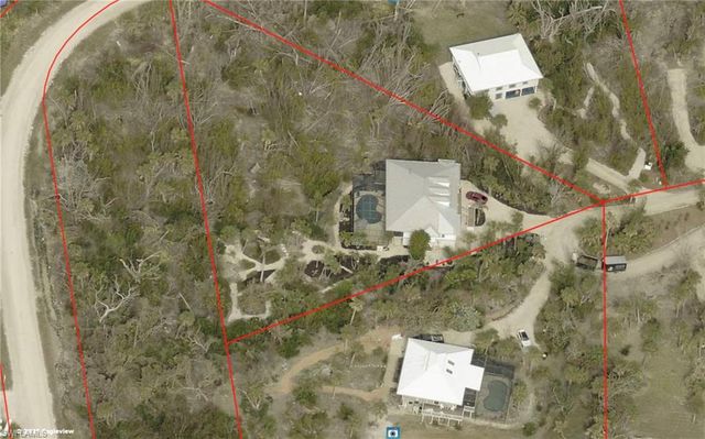 3025 Turtle Gait LN, Sanibel, FL 33957