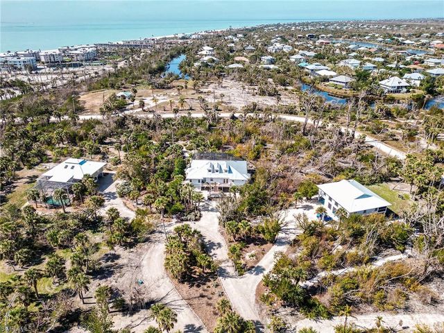 3025 Turtle Gait LN, Sanibel, FL 33957