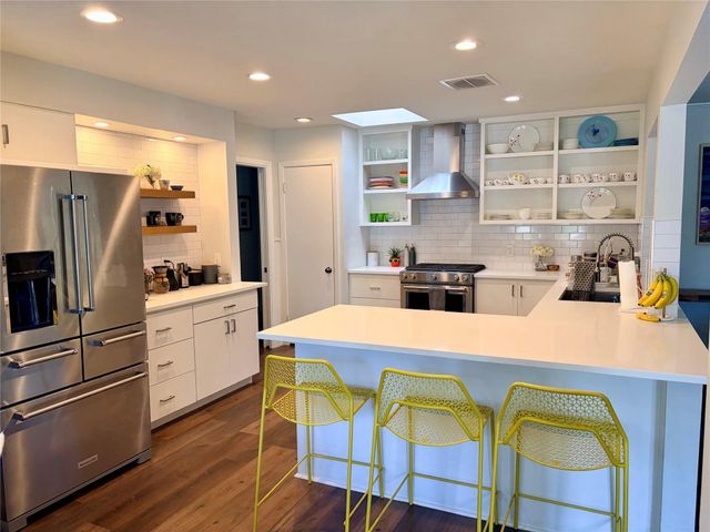 435 Brady LN, Austin, TX 78746