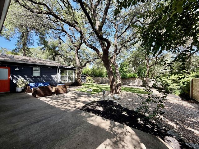 435 Brady LN, Austin, TX 78746