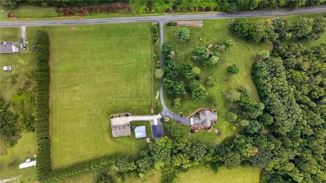 323 Nurse Road, Ararat, NC 27007