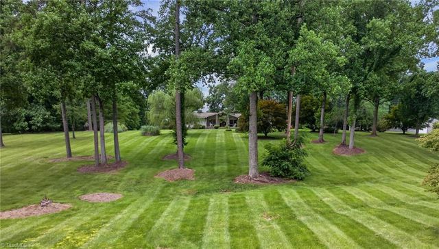 323 Nurse Road, Ararat, NC 27007