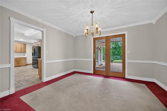 323 Nurse Road, Ararat, NC 27007