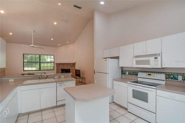 5995 SW 21ST AVENUE ROAD, Ocala, FL 34471