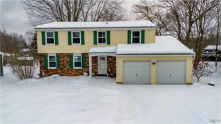 10 Echodale Avenue, Lysander, NY 13027